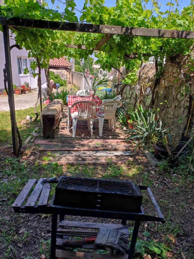 Konoba Yan Apartment Pula Exterior foto